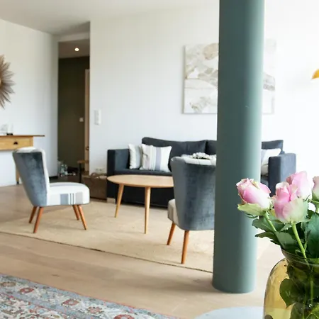 Luxury - Apartment *